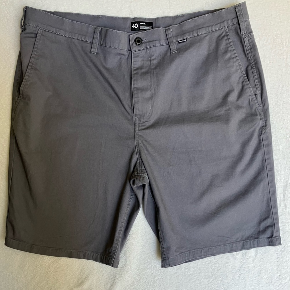 Hurley Flat Front Gray Shorts Size 40